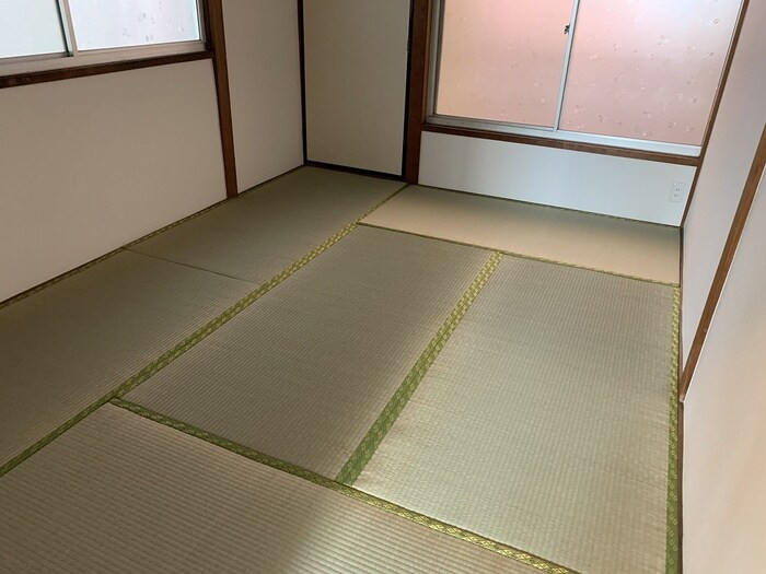 物件内観写真10　(居室)