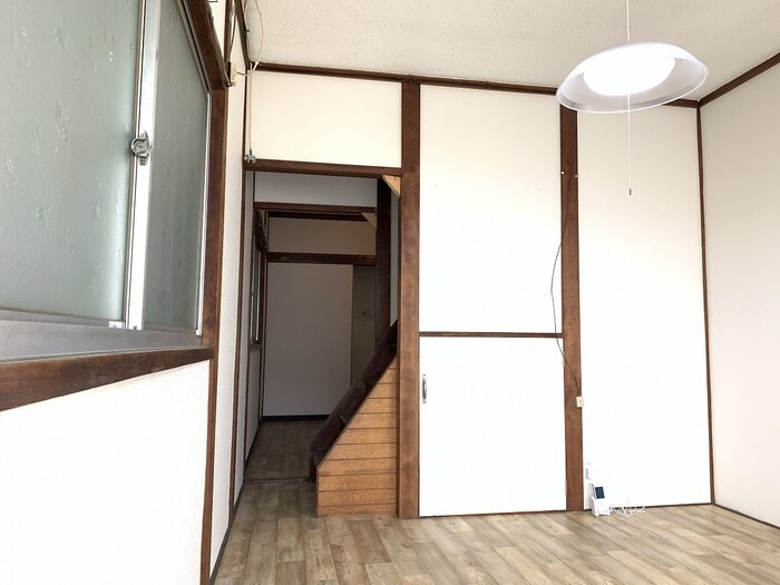 物件内観写真14　(廊下)