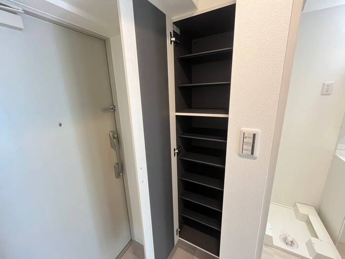 物件内観写真17　(靴箱)