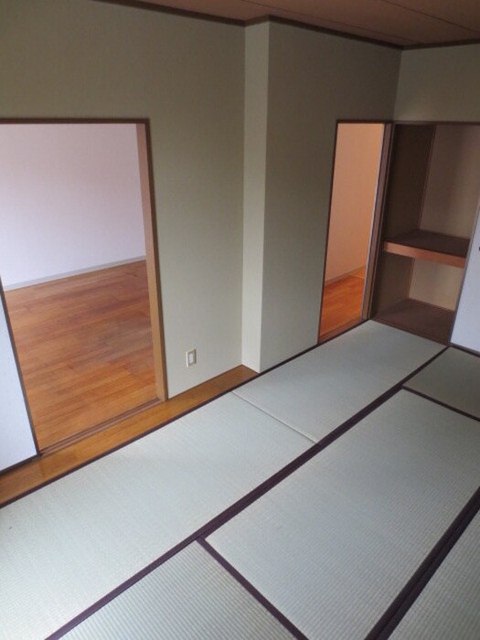 物件内観写真14　(居室)