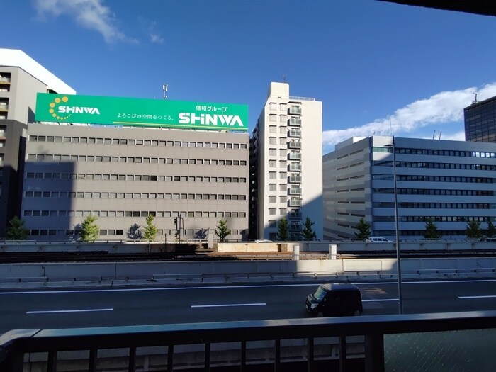 物件内観写真13　(室内からの展望)