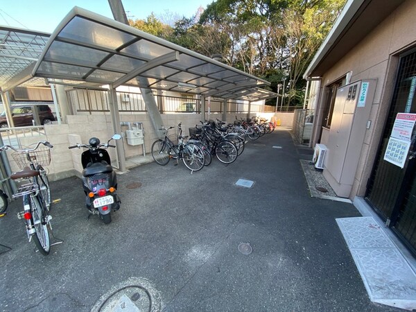 駐輪場