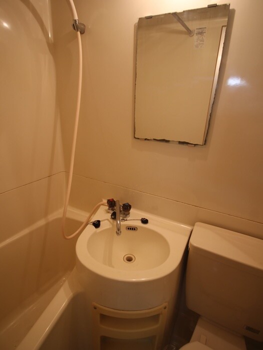 物件内観写真7　(洗面)