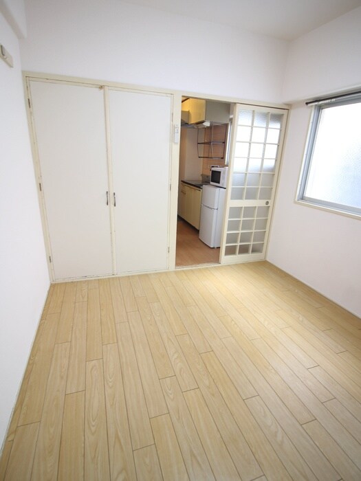 物件内観写真10　(居室)