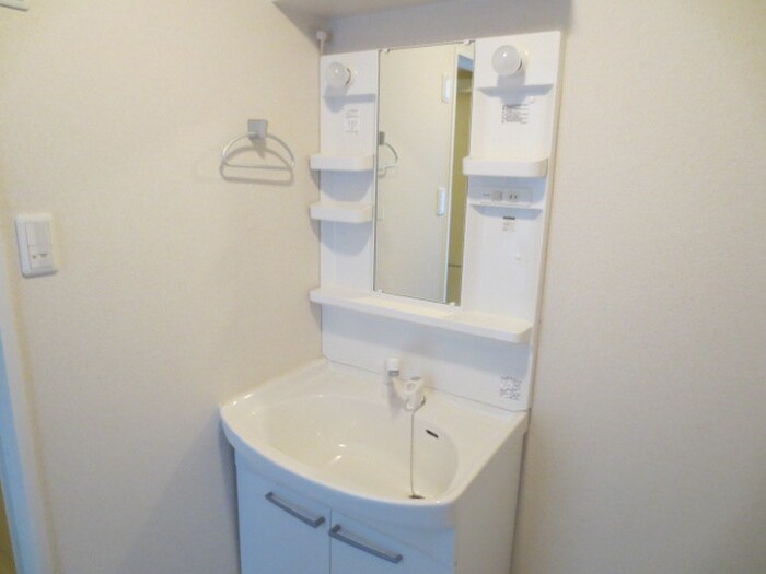 物件内観写真10　(洗面)