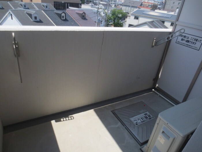 物件内観写真16　(ベランダ・バルコニー)