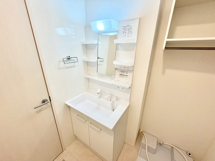 物件内観写真10　(洗面)