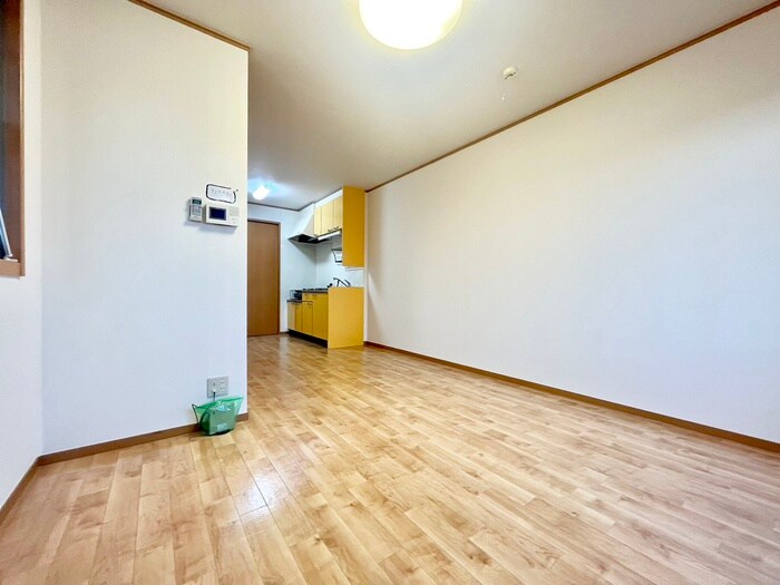 物件内観写真8　(居室)