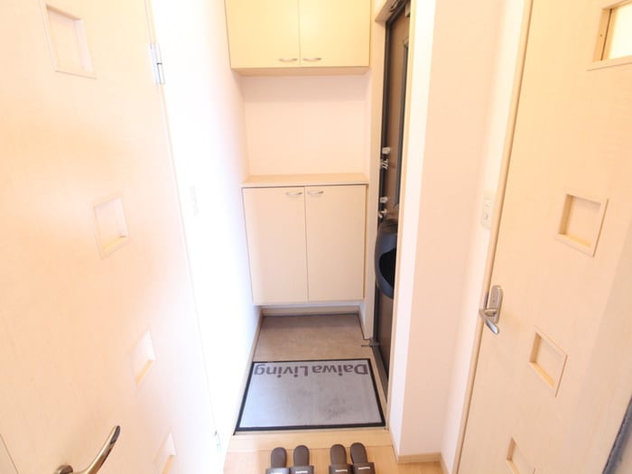 物件内観写真15　(玄関)