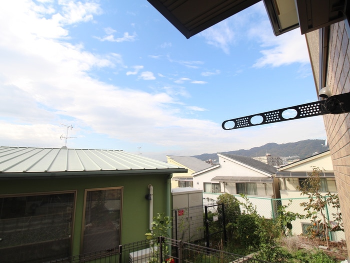 物件内観写真17　(室内からの展望)