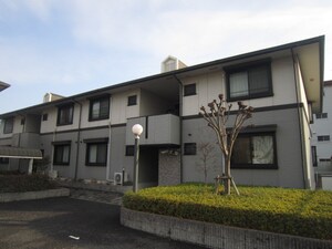 ハイカムール額田Ｂ棟外観写真