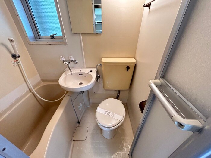 物件内観写真10　(トイレ)