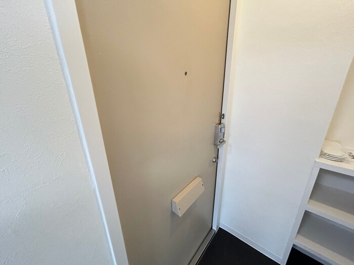 物件内観写真22　(玄関)