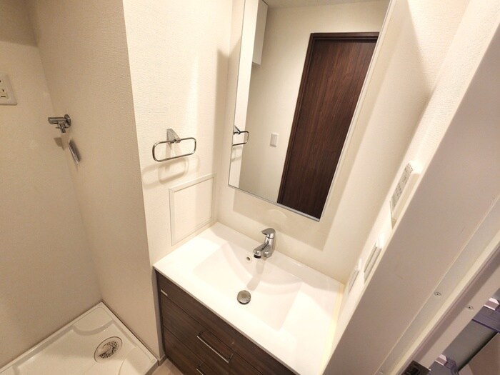 物件内観写真9　(洗面)