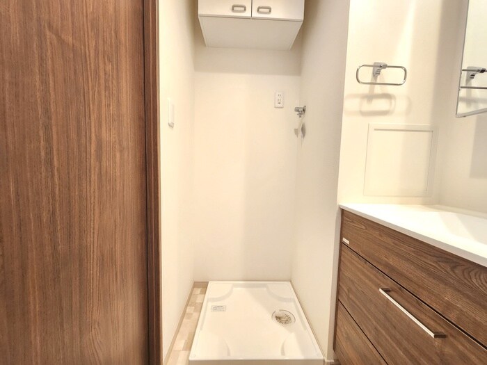 物件内観写真12　(洗濯機置場)