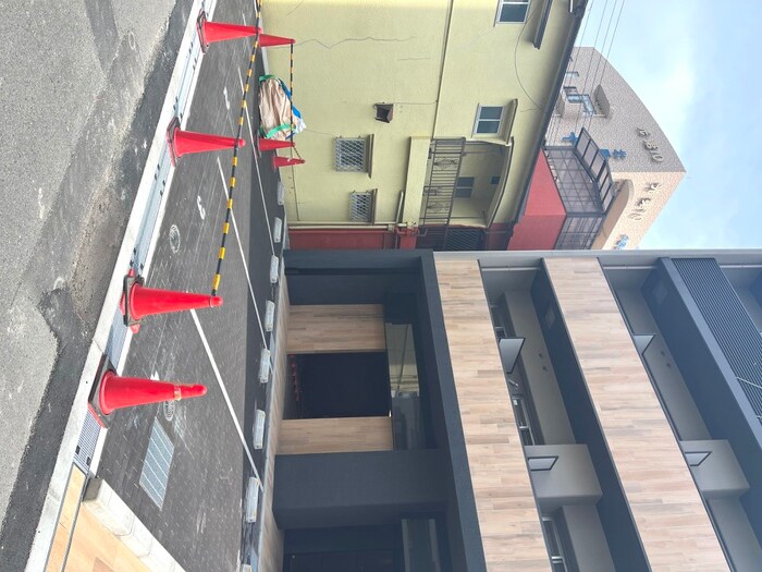 物件外観写真3　(駐車場)