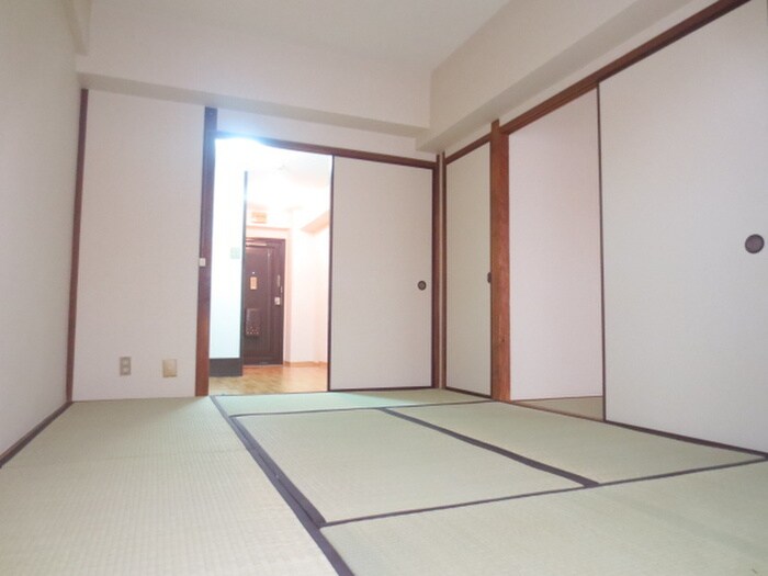 物件内観写真11　(居室)