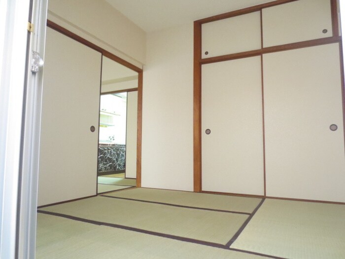 物件内観写真17　(居室)