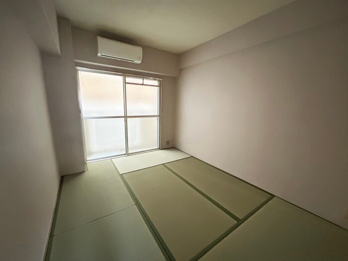 物件内観写真18　(居室)