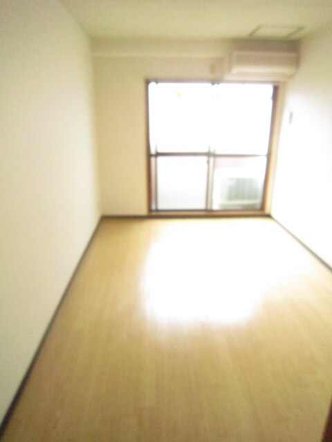 物件内観写真6　(居室)