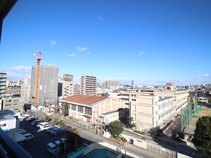 物件内観写真18　(室内からの展望)