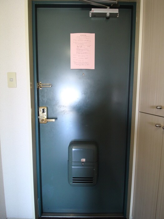 物件内観写真22　(玄関)