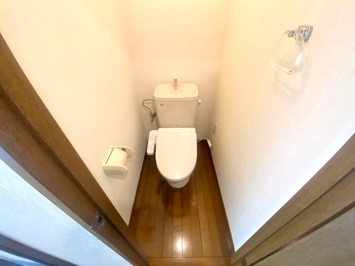 物件内観写真7　(トイレ)