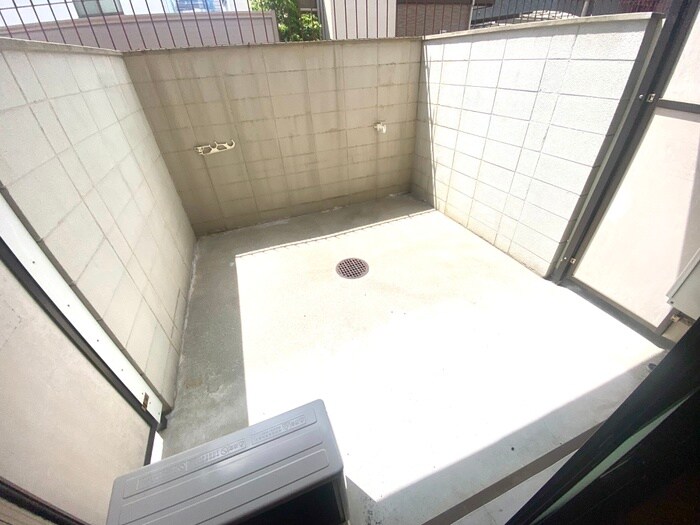 物件内観写真10　(ベランダ・バルコニー)