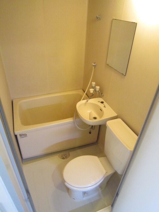 物件内観写真9　(トイレ)