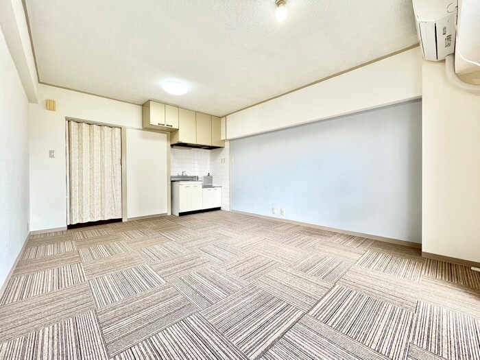 物件内観写真6　(居室)