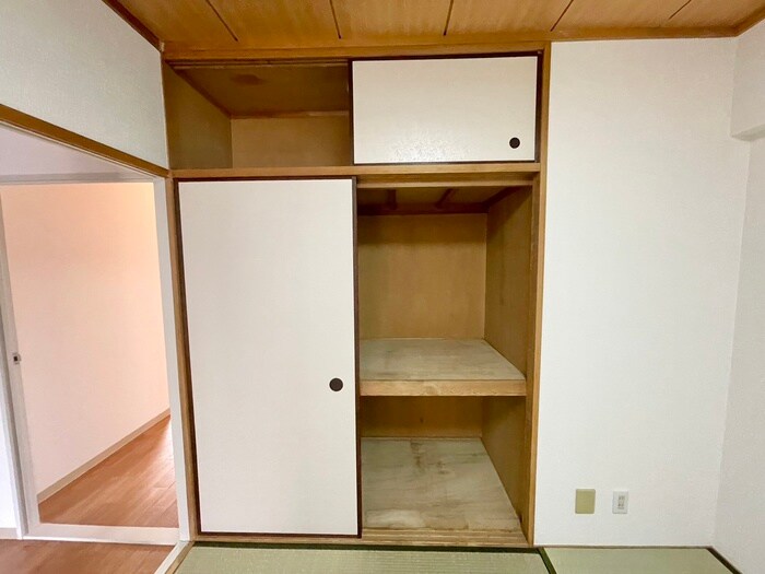物件内観写真16　(収納)