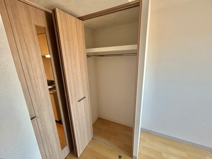 物件内観写真13　(収納)