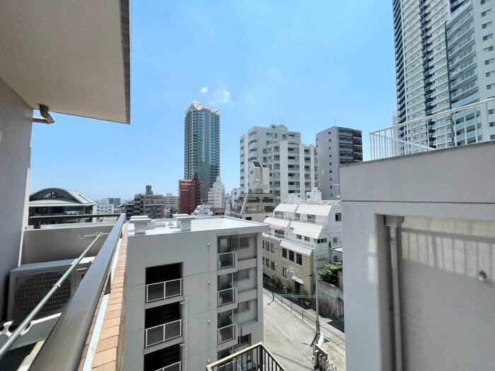 物件内観写真15　(室内からの展望)