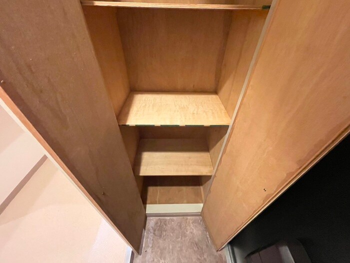 物件内観写真16　(靴箱)