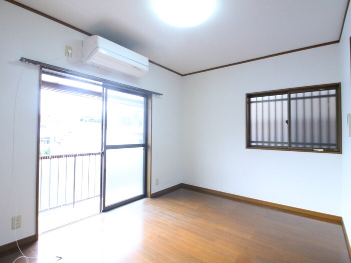 物件内観写真5　(居室)