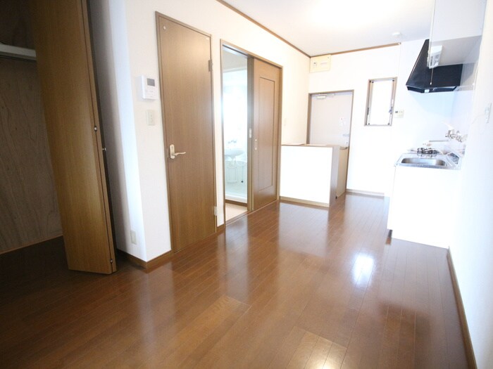 物件内観写真5　(居室)