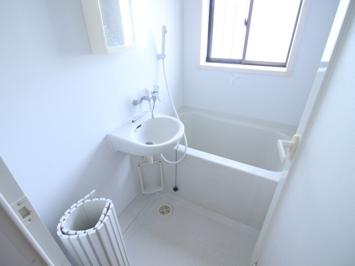 物件内観写真11　(バス／シャワールーム等)