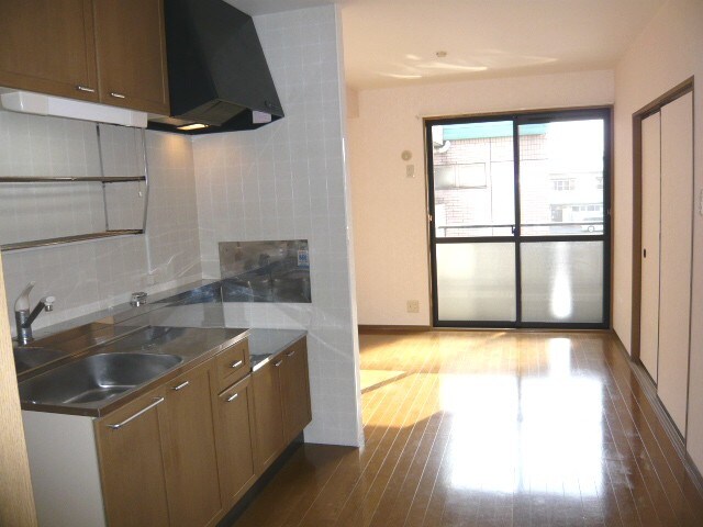 物件内観写真2　(キッチン)