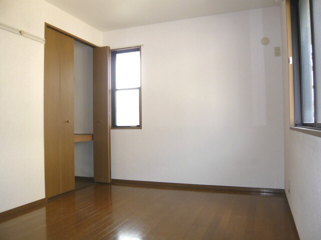 物件内観写真3　(居室)