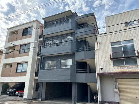 吉田マンション外観写真