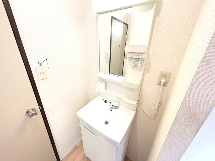 物件内観写真15　(洗面)