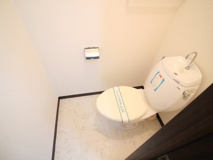 物件内観写真16　(トイレ)