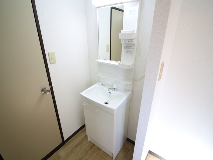 物件内観写真17　(洗面)