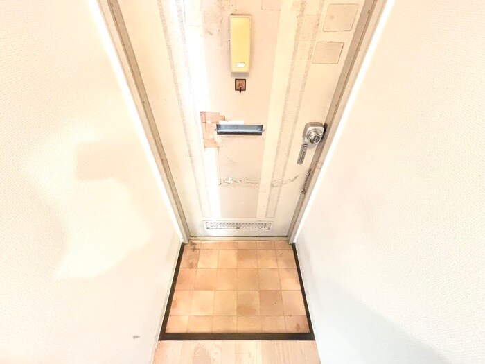 物件内観写真19　(玄関)