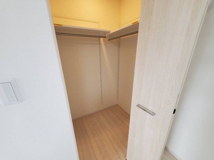 物件内観写真17　(収納)