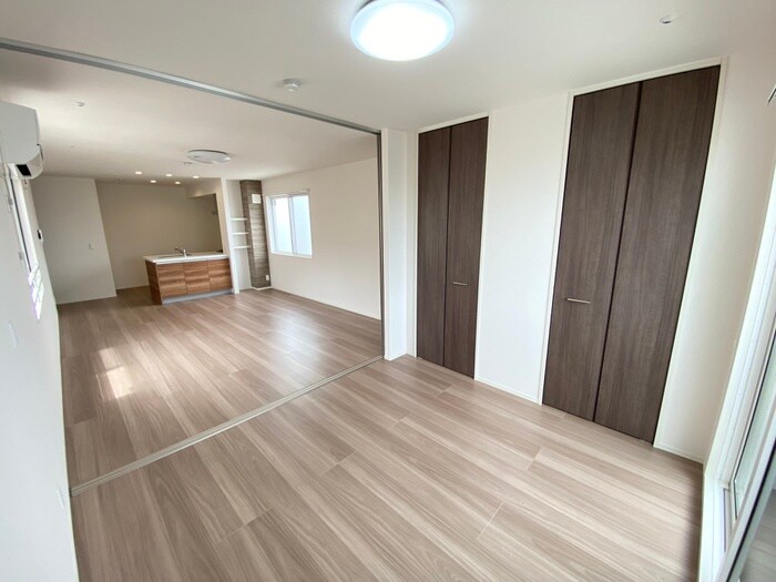 物件内観写真7　(居室)