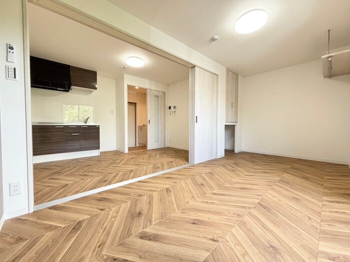 物件内観写真9　(居室)