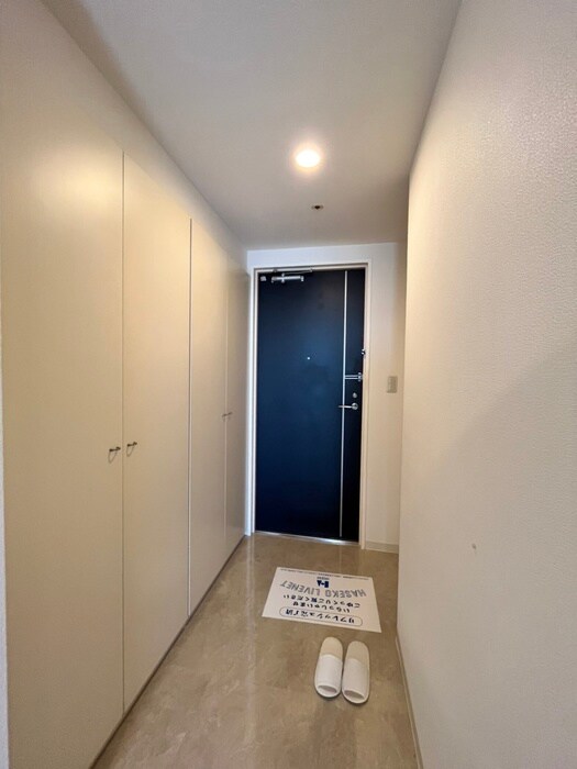 物件内観写真15　(玄関)