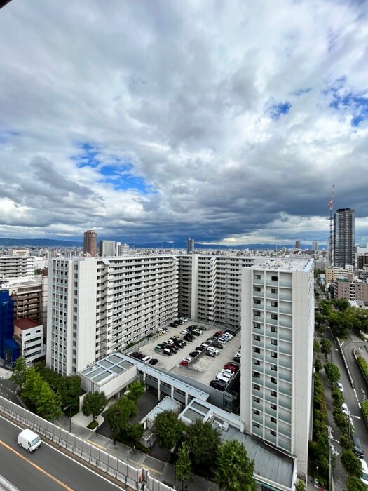 物件内観写真17　(室内からの展望)