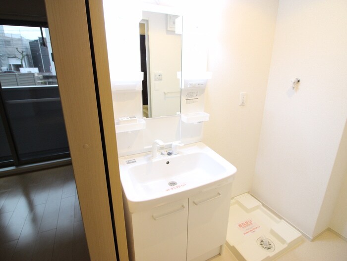 物件内観写真11　(洗面)